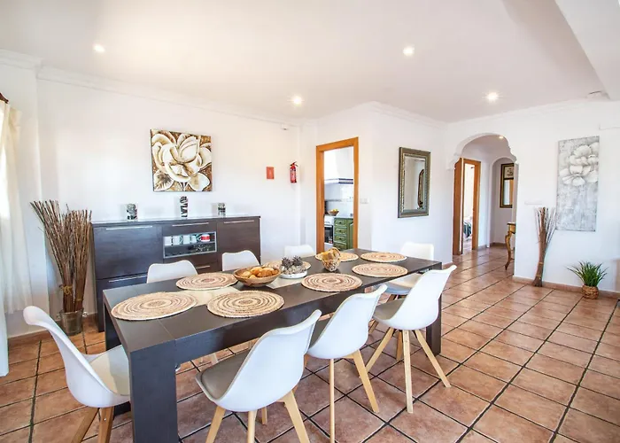 Brisa Y Mar - Plusholidays Villa